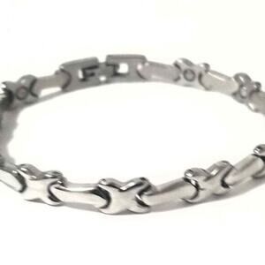 316L Stainless steel magnetic‎ bracelet 7.5 inches